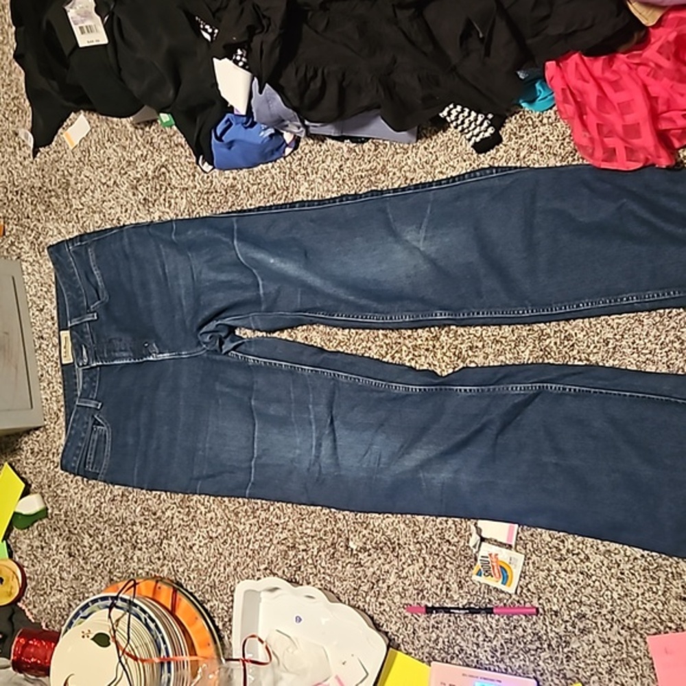 L.L. bean blue jeans. Favorite fit straight. Size women's 10T Good condition